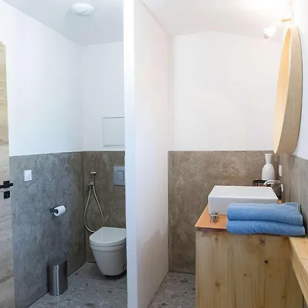 Climatisee Avec Piscine Prive Proche De La Villa *
